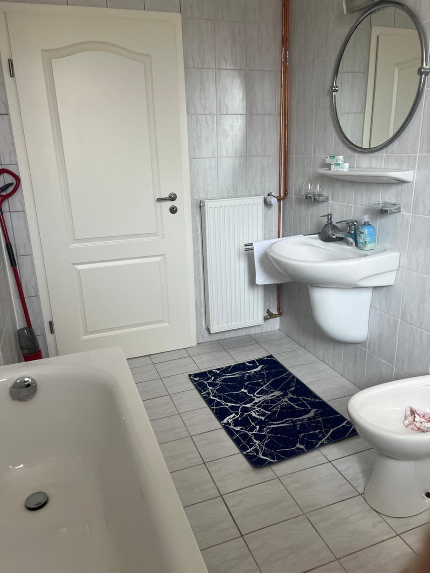 Apartment 2 In Duisburg-Mitte, Altstadt ภายนอก รูปภาพ